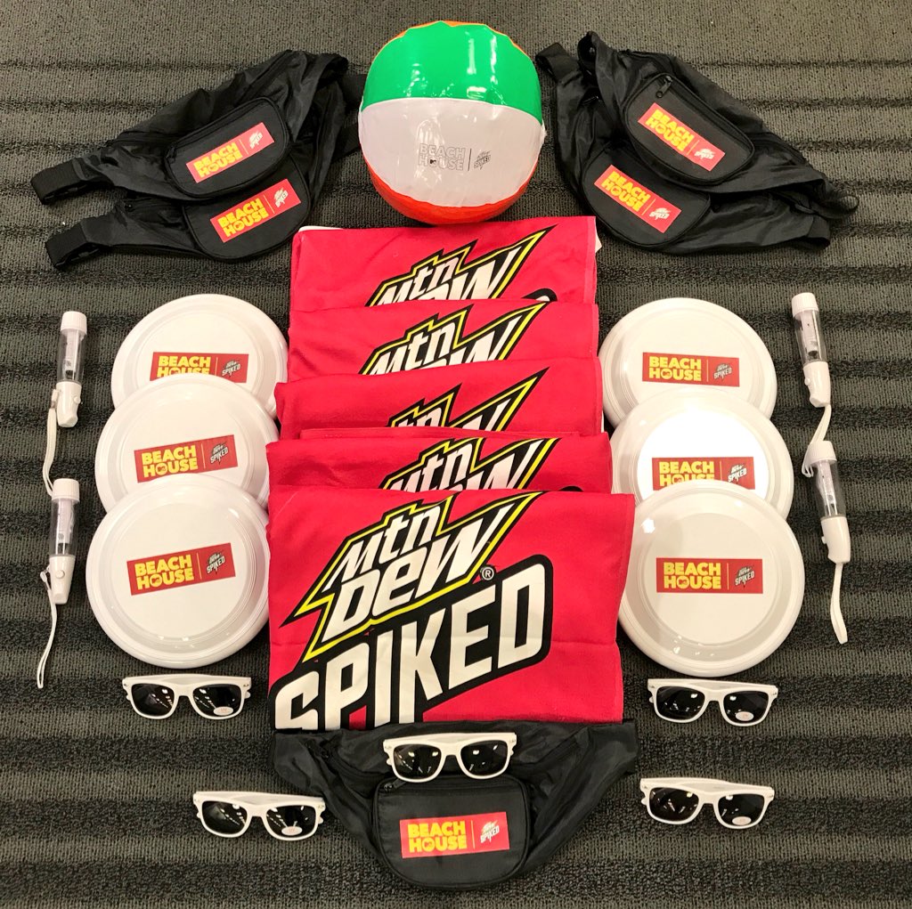 MarkDohner's tweet image. RT for a chance to win some swag from #MTVBeachHouse! I'm working with them &amp;amp; #DewSpikedLemonade &amp;amp; want to give you some stuff!! 😜✌🏼