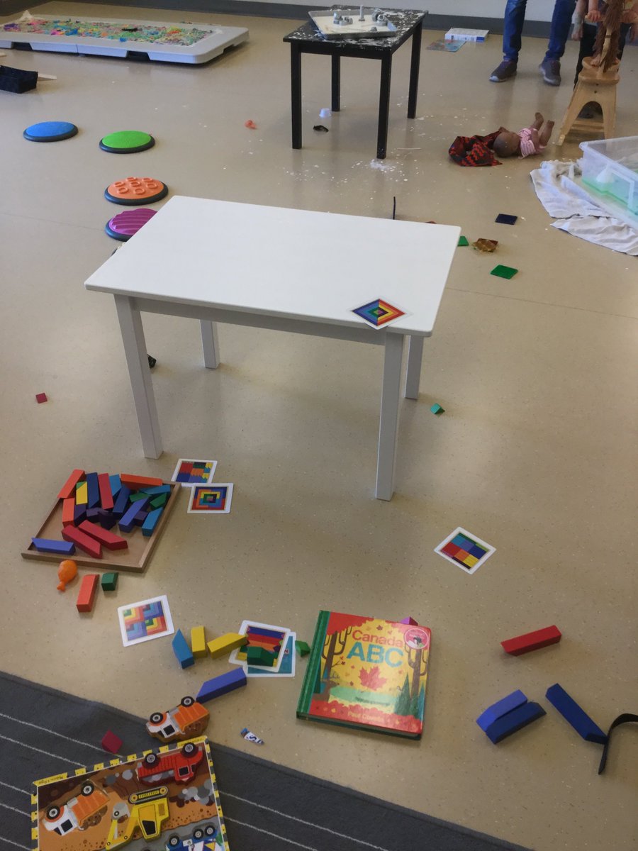 PrimrosePFRC's tweet photo. Exploration at its finest this morning during 'Purposeful Play with Me' #yegprograms #yegkids #familysupport #explore #learningthroughplay https://t.co/OePxiFxyvh