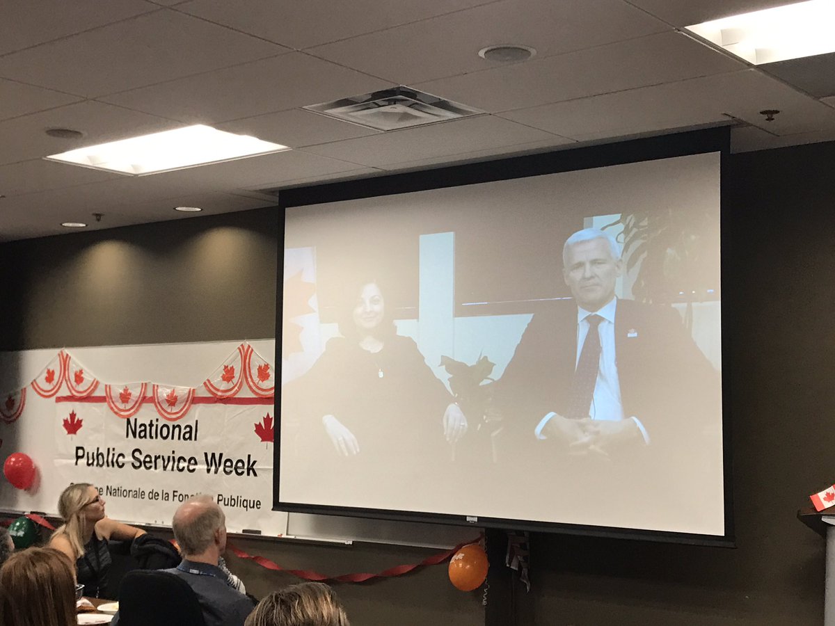 _sHundal's tweet photo. Excellent end off to NPSW activities this week at #PACVITSO, w/ @BobWKHamilton @NancyChahwan &amp; @eDavidBedford messaging, &amp; door prizes! #yyj https://t.co/CEIGI8jj4x