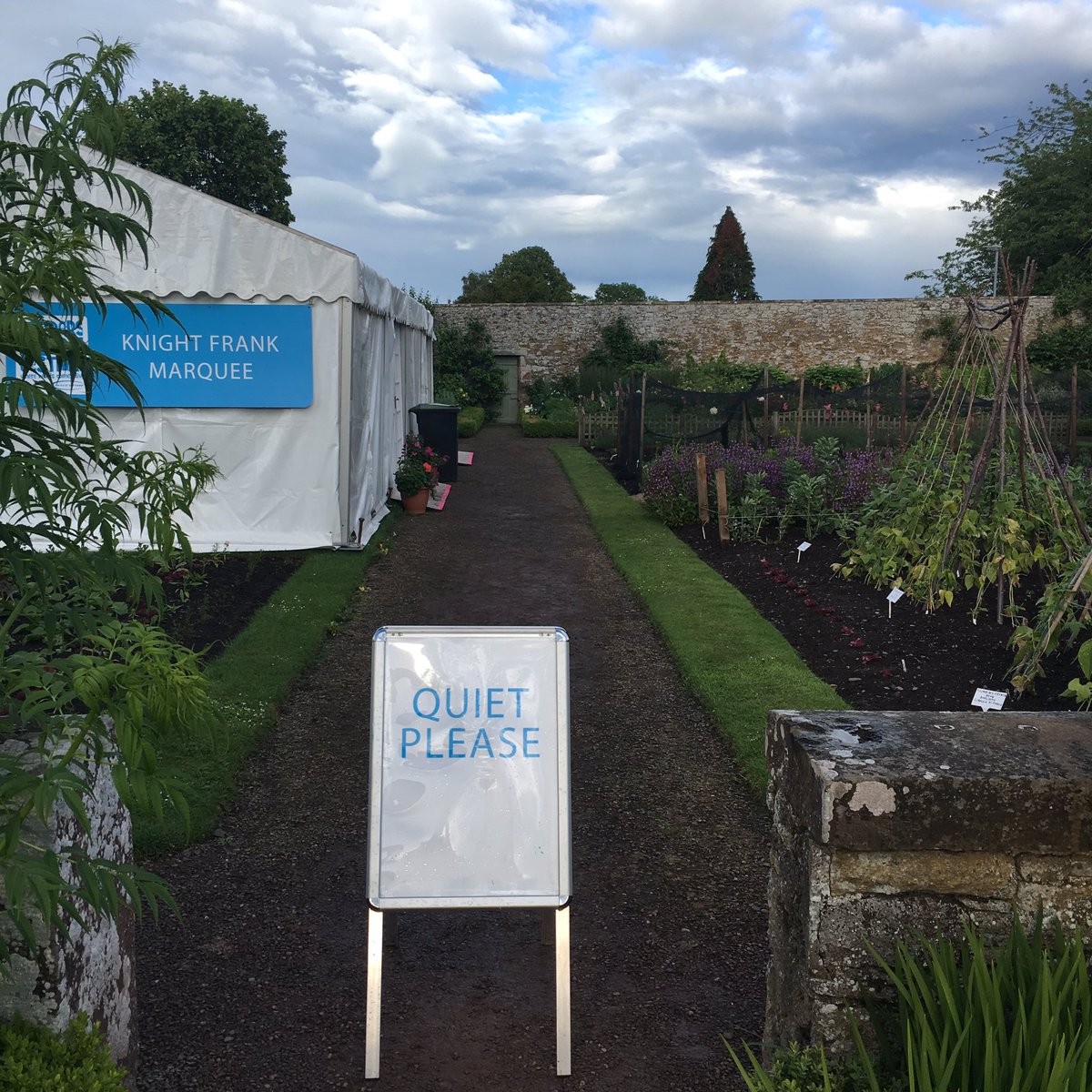 BordersBookFest's tweet photo. Dramatic skies (which we can happily report as mostly shower-free) this evening at #BordersBookFest17 in Melrose #scottishborders https://t.co/UVF3ZggEFV
