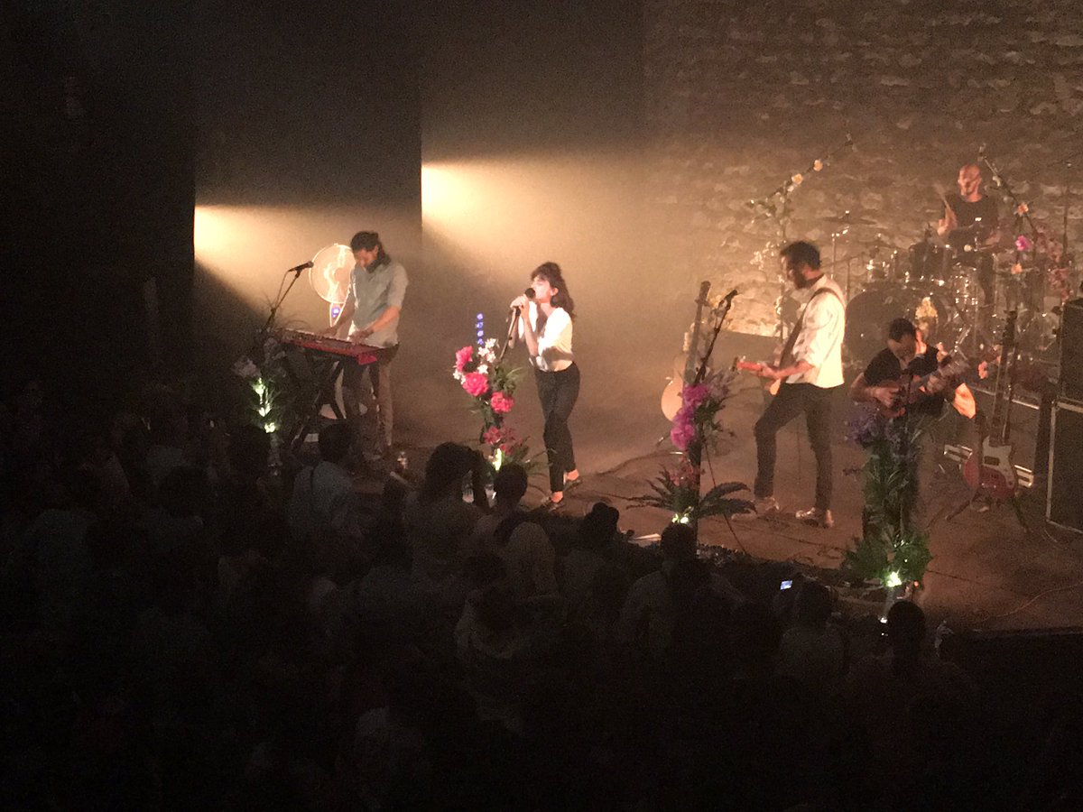 EmilieButel's tweet photo. Super nice show by @Lola_Marsh_Band at @Cafedeladanse tonight !! #RememberRoses out soon https://t.co/SR30bCshXa