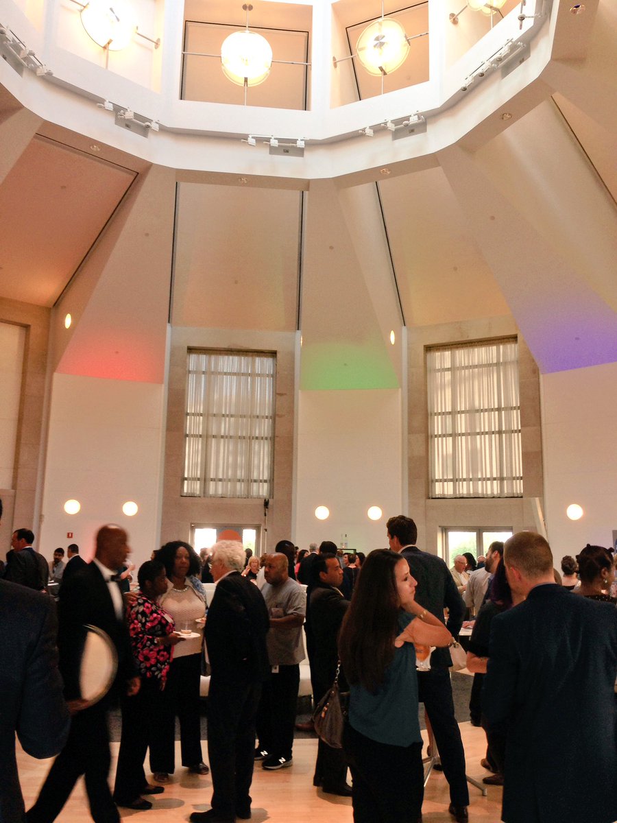 ReaganITCDC's tweet photo. Scenes from tonight's Expand Your Circle of Influence event w/ @dcchamber @NOVAChamber @alexvachamber & @DullesChamber #ChambersConnect https://t.co/IiQTfYEB14