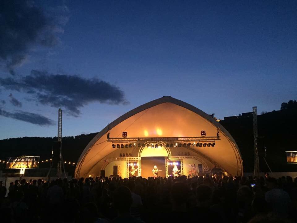 Schön war das an unserem ersten Festival Tag heute. Morgen geht es um 18:00 Uhr weiter.#udwue #Festivals