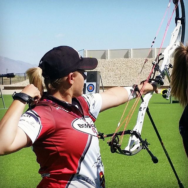 BowtechWomen's tweet photo. #TeamBowtech continues to dominate the podium! Paige Gore battled high winds finishing 1st at the Big Sky Open! #refusetofollow https://t.co/fPxGwdgNDW