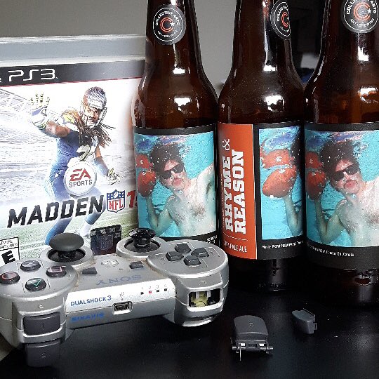 PKEWX3's tweet image. Bring us a fully functional PS3 controller to the show tomorrow and we will put you on guest list + benefits. Ours broke cause we ball hard