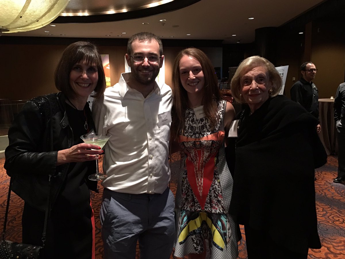 helenshan's tweet photo. Congrats @BarbaraMarder1 for being named one of the Top 25 Consultants in the US! @mercer @MercerMatch @mercerpeoplepro #SoProud https://t.co/dZ3SKmhejv