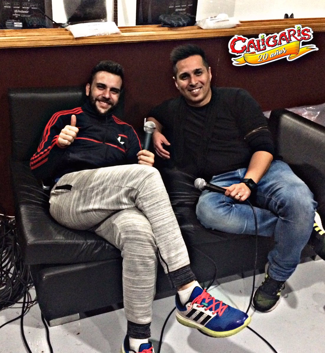 MartinCaligaris's tweet photo. Terminó el ensayo de hoy!!! La semana que viene llegan los productores y se graba la pre Producción!!! Se vienen temas nuevos!!! https://t.co/ouzFXUycUU