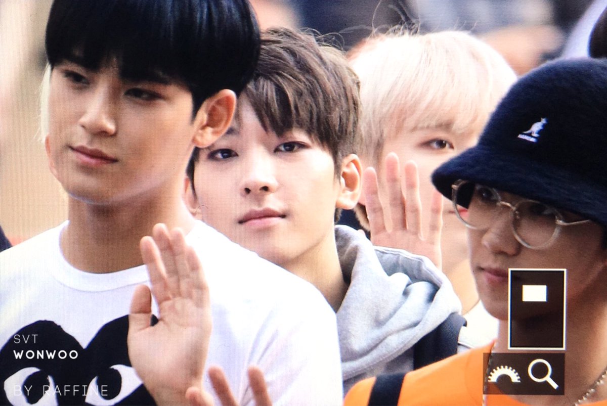 Raffine_WW's tweet photo. 170616 원우
숨은 원우 찾기😂😂😂
#원우 #WONWOO #세븐틴 #SEVENTEEN @pledis_17 https://t.co/qz67rSzg7G