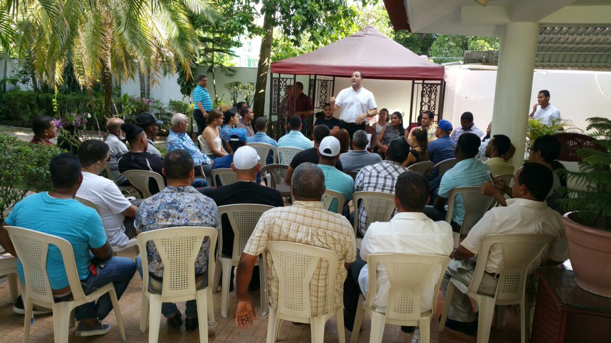mijrdoficial's tweet photo. Finalizamos nuestra visita en el municipio de Navarrete, gracias a nuestro compañeros por recibirnos #UnaJRDdiferente https://t.co/FFWWFQh3PE