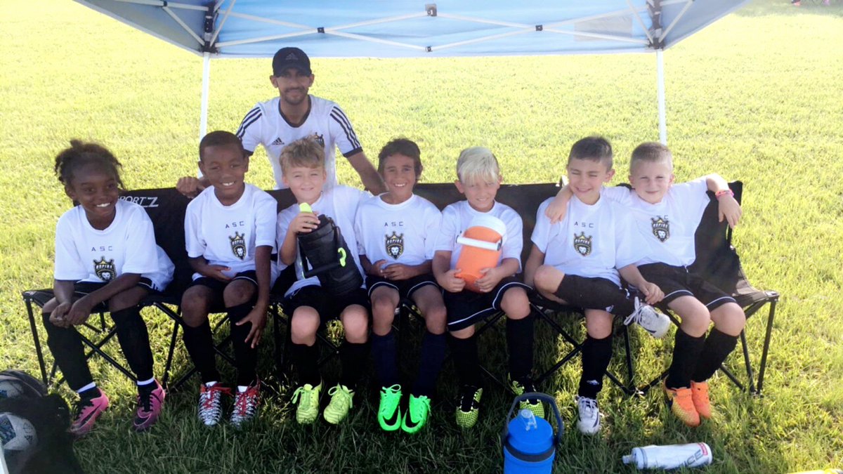 AspireFC_'s tweet photo. ASC U8 killed it today! Great job guys!!! #soccer #squad #ASCsummer17 https://t.co/SmI0NrLdld