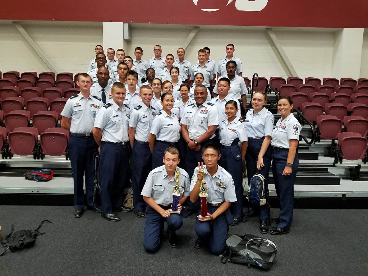 scclbuffs's tweet photo. Clemens AFJROTC has 31 new graduates of summer leadership school! #GoBuffs https://t.co/ApGMLTpSVS
