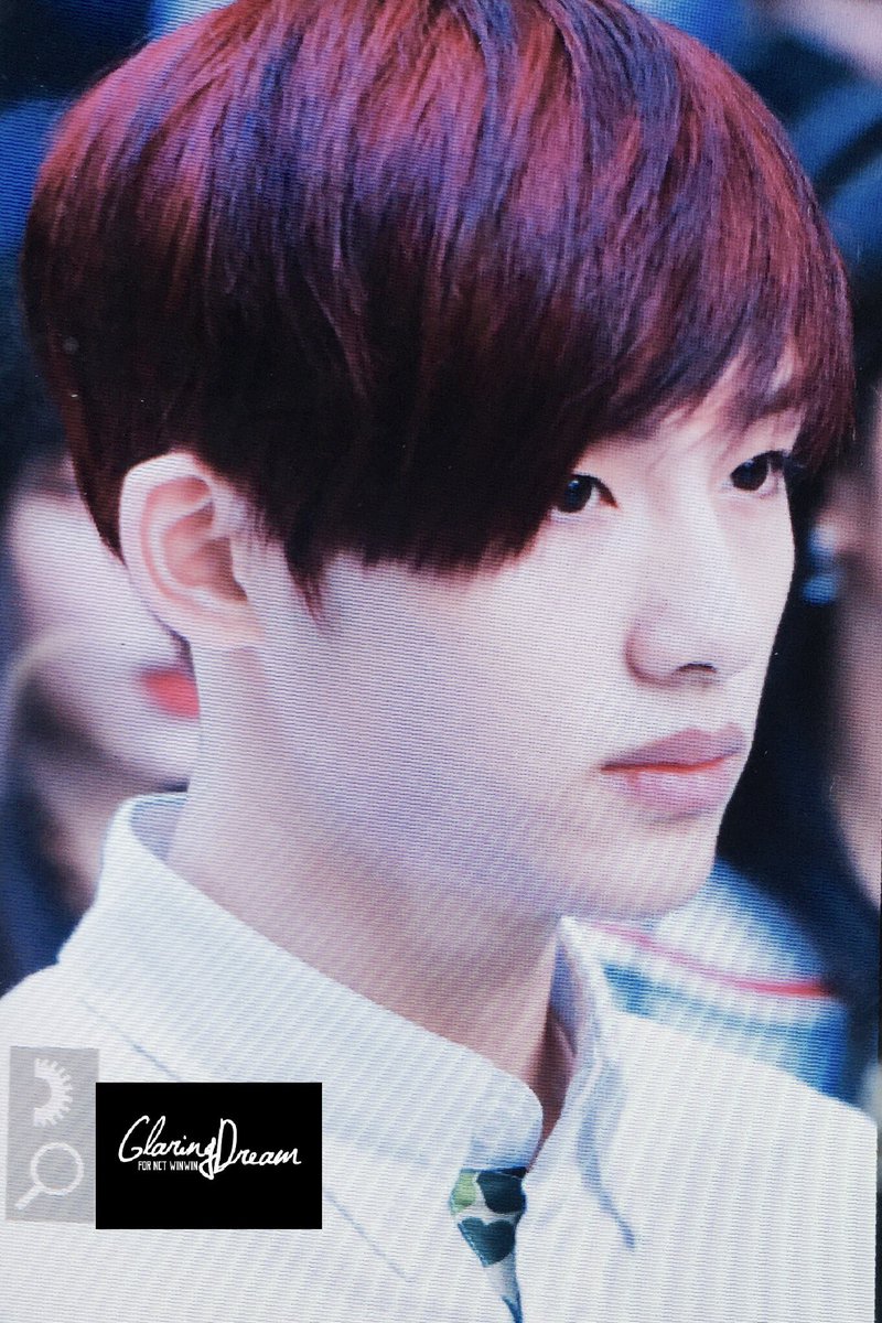 doublewin1028's tweet photo. 170616 뮤뱅 출근 🍒💣
#윈윈 #WINWIN  #NCT127 #董思成 #NCT #ウィンウィン https://t.co/z94MQc3uAv