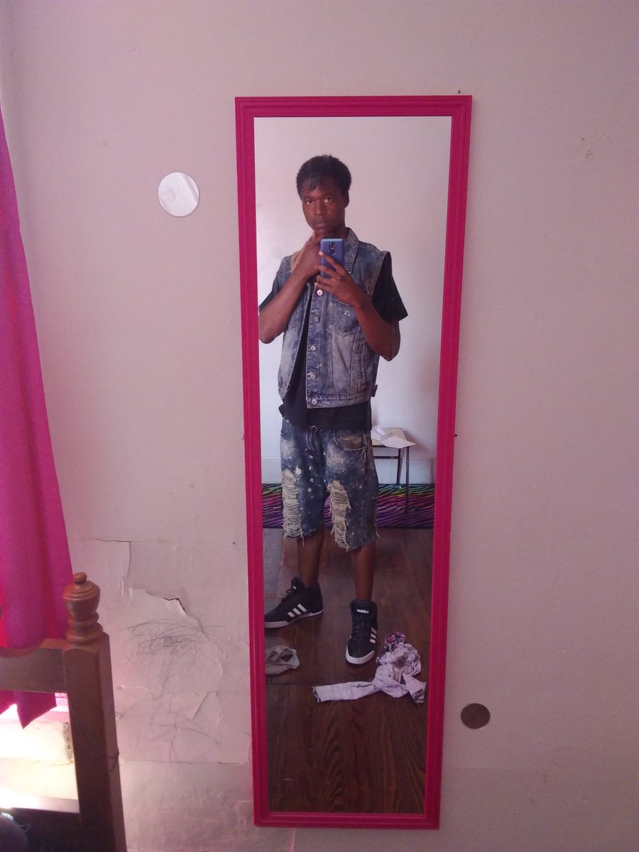 Donnell72157638's tweet photo. So much (hate &amp; jealously) were I'm from can't do 💩 but be SOLO😎🅿💪💯 https://t.co/j26WI95XtR