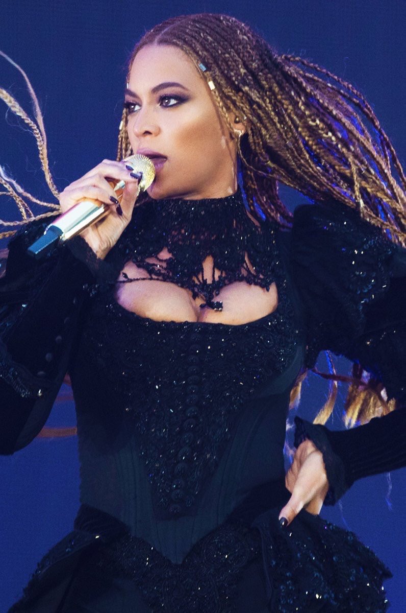 Beyoncevotesbr's tweet photo. VAMOS BEYHIVE !

RT = VOTO 

#IChooseBeyonce https://t.co/z23zfrdgZA