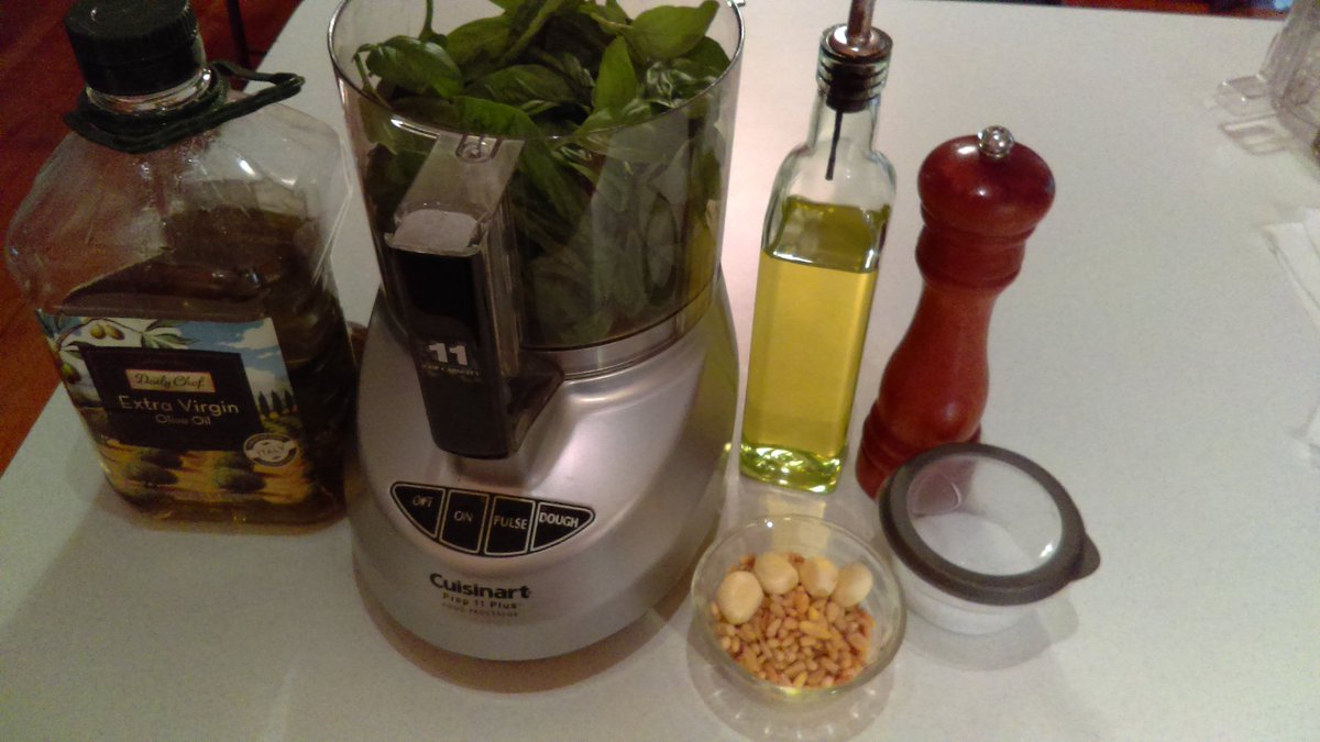 mcschuette's tweet image. You know it&apos;s summer when... #PestoTime #HomeGarden