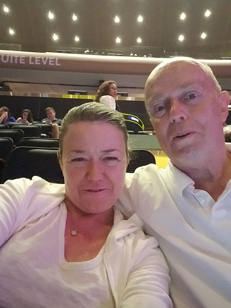 Kathleen DeSantis (KathleenDeSant3) Twitter