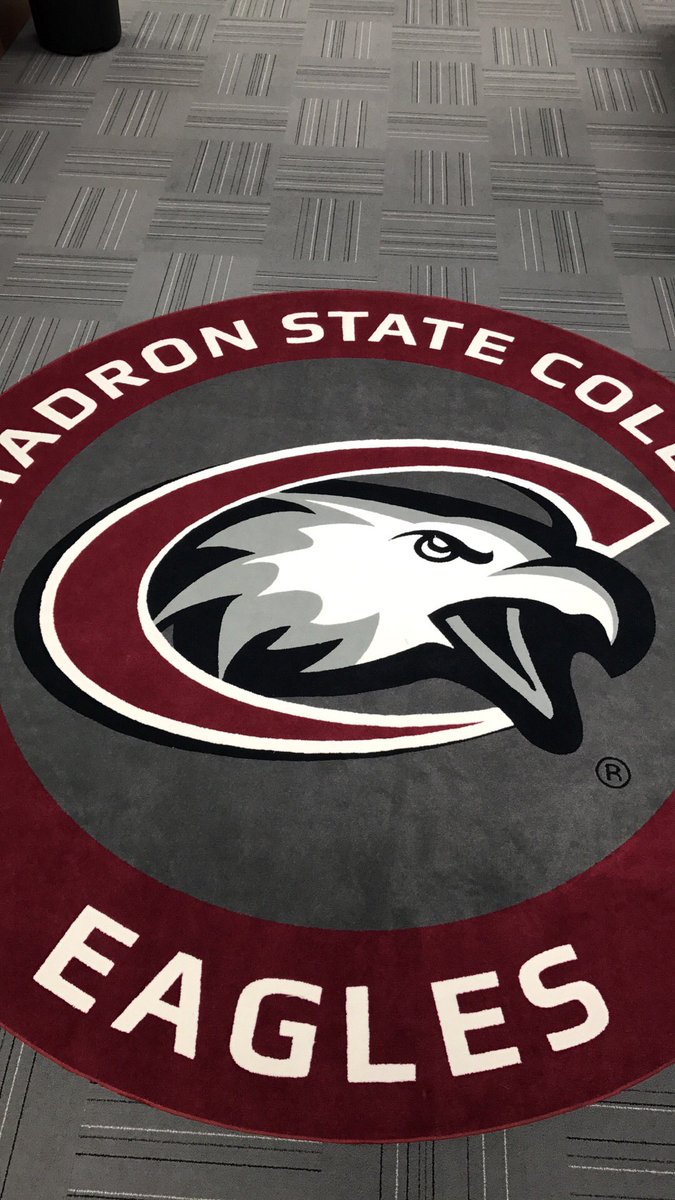 CSCFootball's tweet photo. As always, campers were treated to ice cold refueling @Gatorade today at the Eagle Prospect Camp #WinFromWithin #CSCCamp 🦅🦅 https://t.co/8907dIySVX