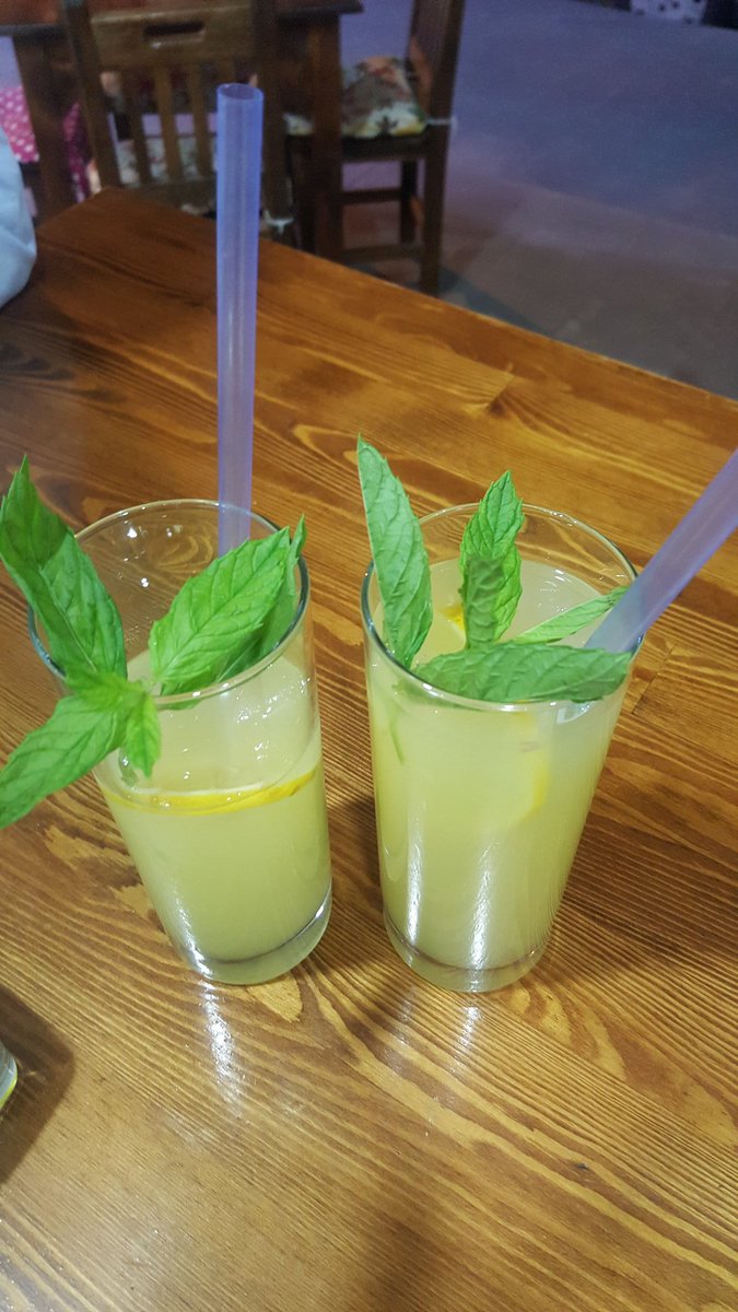 jahrUderman's tweet photo. #istikAMED #Vitamin #Park #Taze #MeyveSuları #Enerji #Dünyası #Fresh #Juice #Bar #Atom #Atomcu #Diyarbakır #Def #Erbane #Ritim #Şemle https://t.co/H2BFZ4yN8D