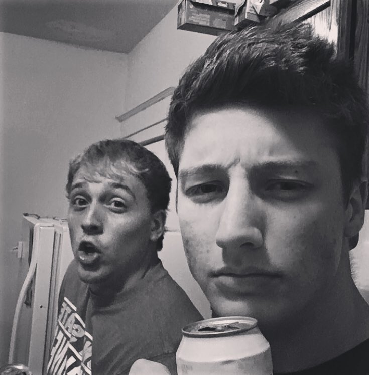 josh_irl's tweet photo. Happy birthday to the brothaman @scottdrees have a good one 😎🤘🏼(ps I know this isn't as good as ur insta, apologies) https://t.co/KwjKFyi1AM
