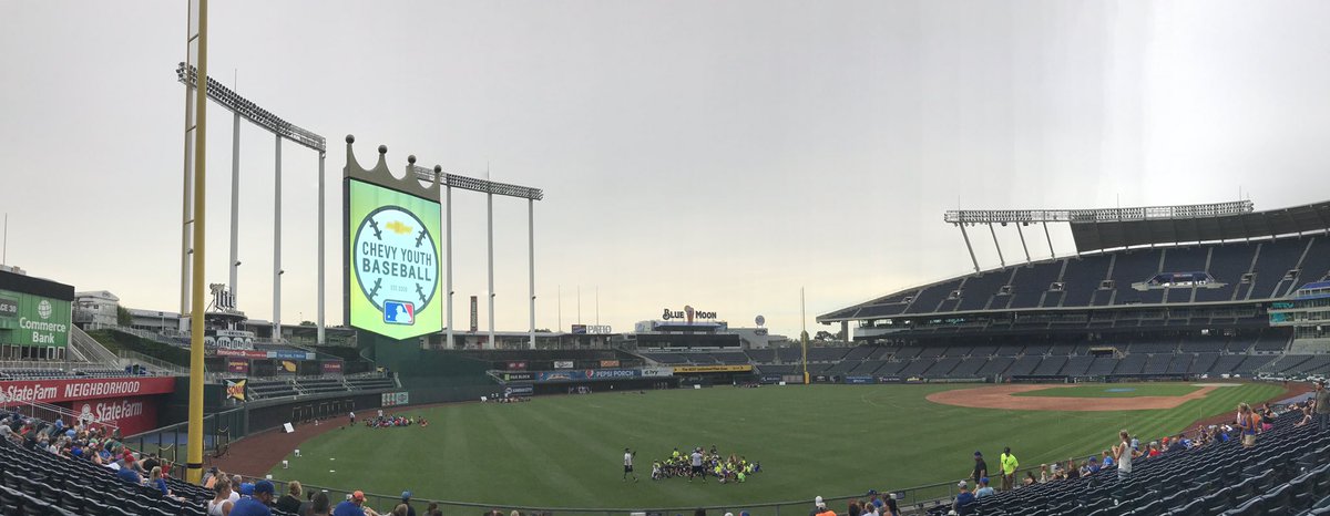 largebarn's tweet photo. Great event put on by @ChevroletSports and @RipkenBaseball at Kauffman! https://t.co/cbPTDvpgf9
