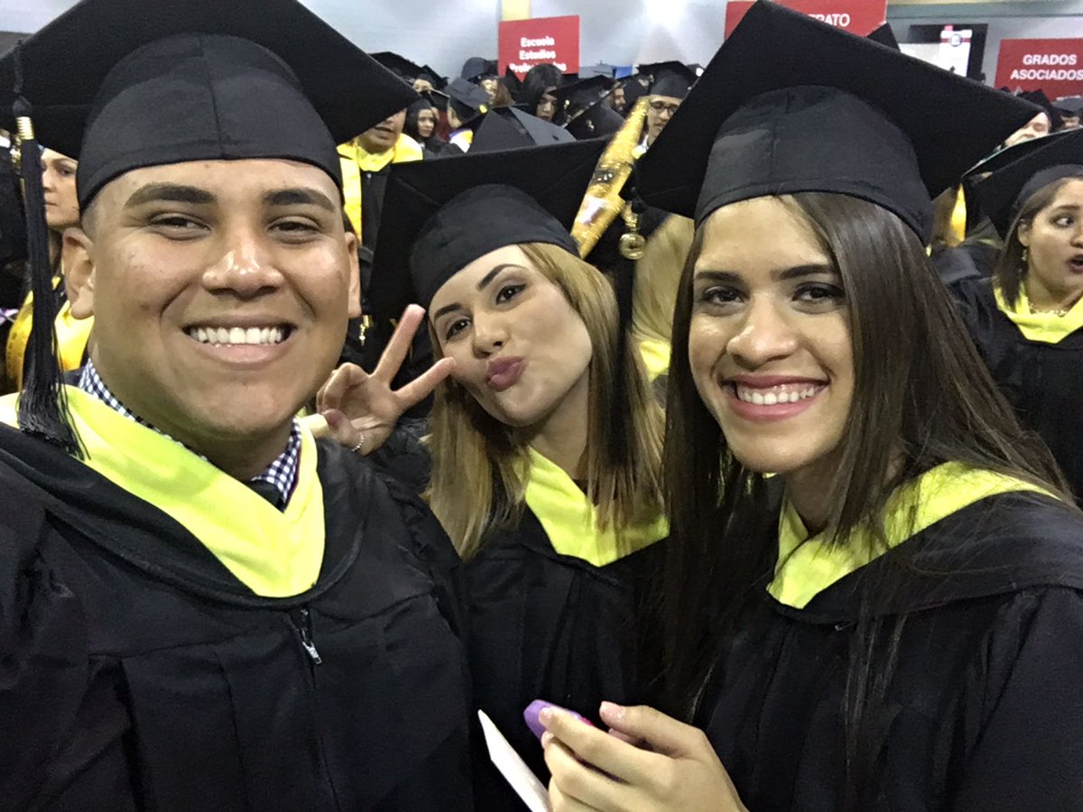 chbezares06's tweet photo. #GradUMET2017 #BachilleratoJusticiaCriminal #EnAgostoVamosPaLaMaestria https://t.co/f1V5ec7gKe