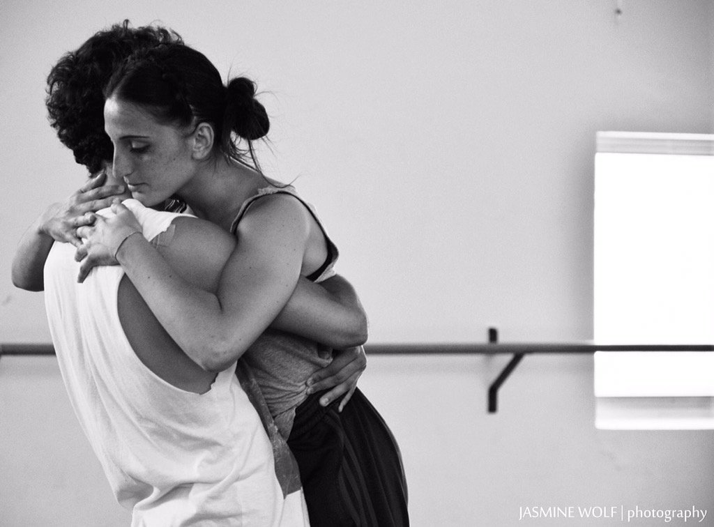 JasmineWolf's tweet photo. SKIN-DEEP, choreographer : Hayden Idrus. Dancers: Tiago Barreiros &amp; Gilda Cesairo. Photo: by me. #dancephotography https://t.co/orQSTGBkGn