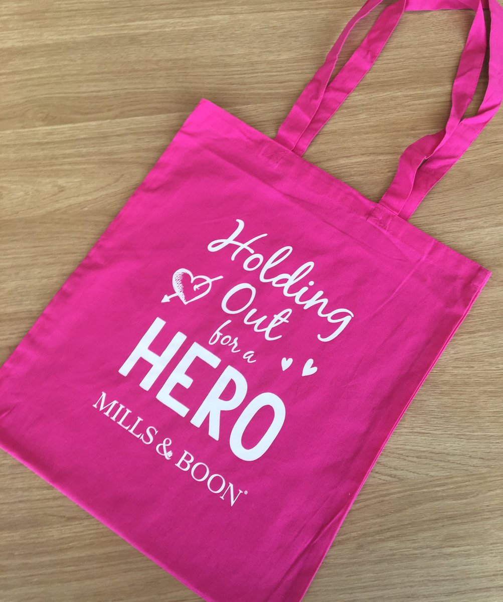 Mills & Boon tweet media