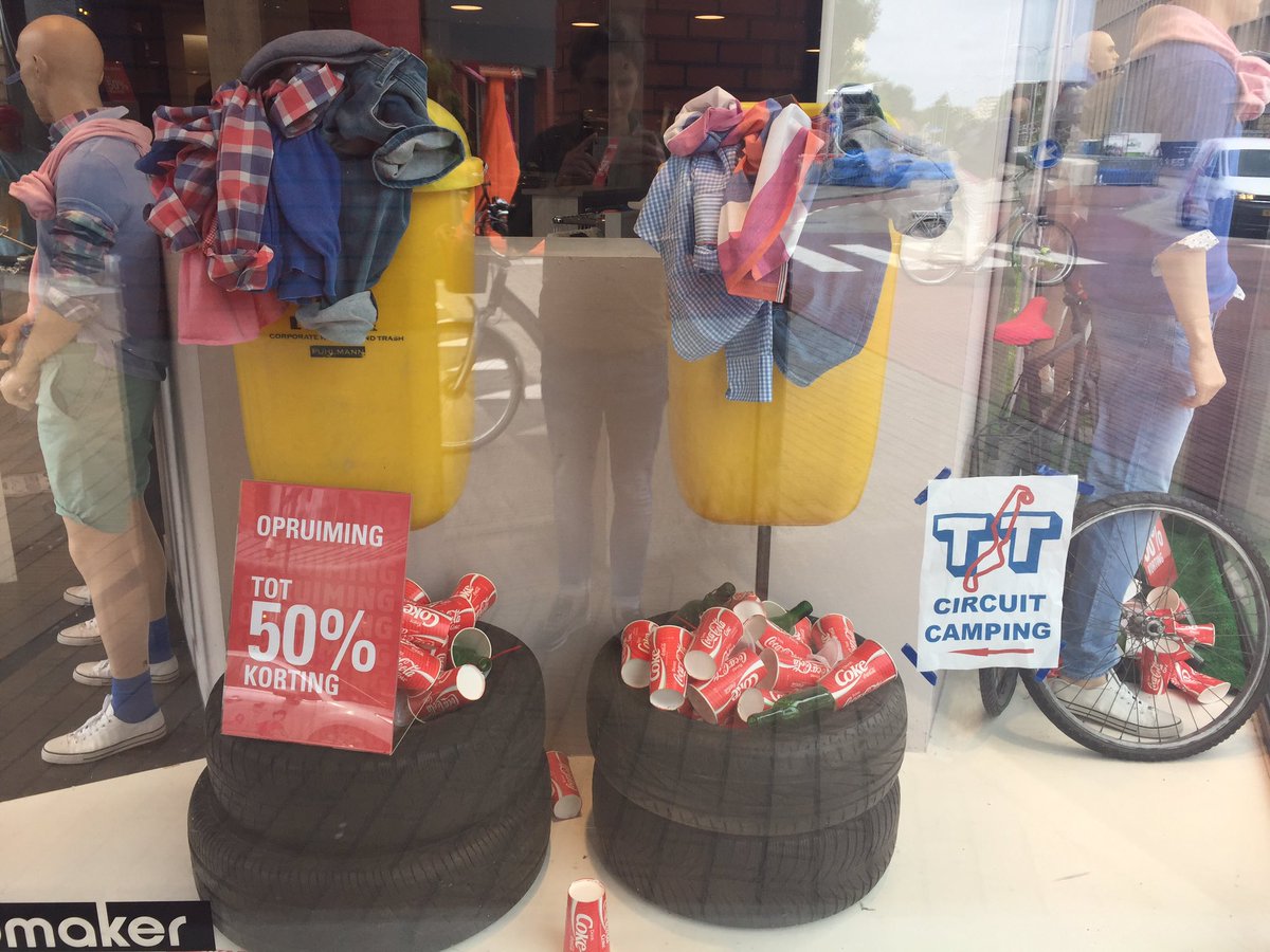 SchomakerMM's tweet photo. Onze winkel in #Assen is vanavond gesloten ivm het #TTFestival https://t.co/H6GI2lwDu2