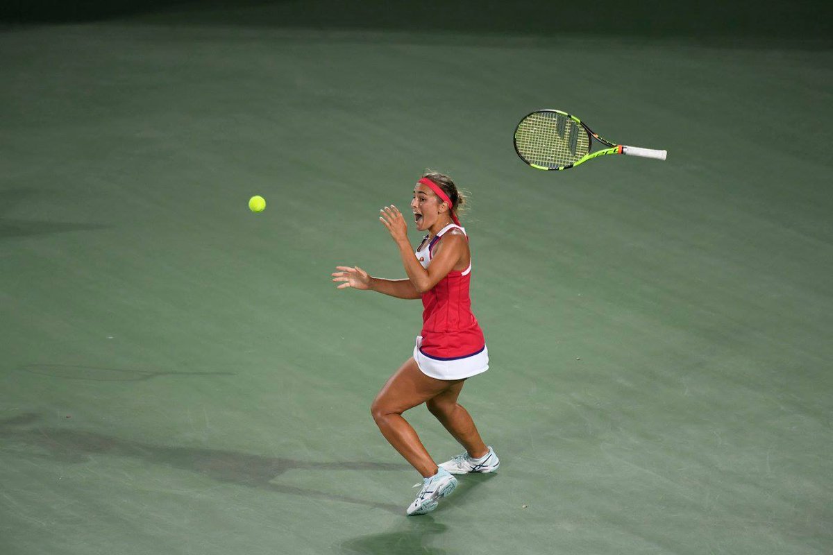 #OlympicDay #FridayFeeling with <a href="/MonicaAce93/">Monica Puig</a> - Puerto Rico's first gold medal winner at the <a href="/Olympics/">The Olympic Games</a>! Get active and get inspired