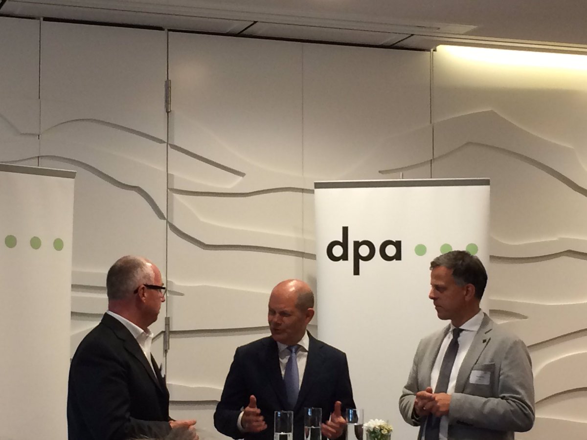 GabiKostorz's tweet photo. "Es ist mir nicht eingefallen nein zu sagen", so @OlafScholz, G20-Gastgeber zu sein ist eine "staatsbürgerliche Verpflichtung " #dpatalk https://t.co/SsTChFrX3H