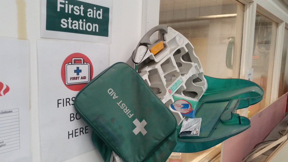 BENEA5T's tweet photo. Some customers do not take the safety of their employees or visitors seriously! #FirstaidFail @SCCFRs @SPServicesUK @stjohnambulance https://t.co/Jq3kkIy3Dl