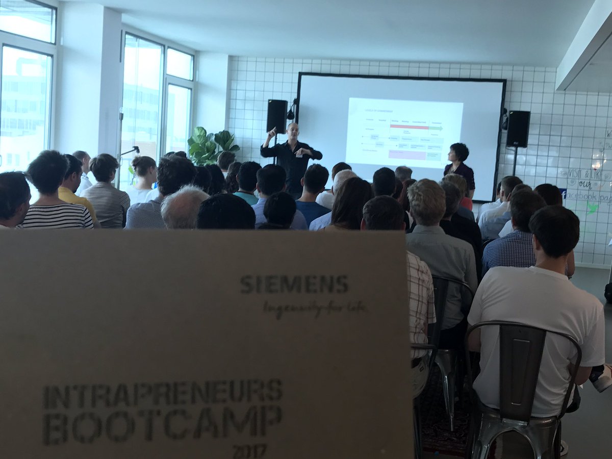 La_Engelhardt's tweet photo. Proud of our chosen #intrapreneurs from across #siemens proofing their #commitment to #transformation #purpose and #impactdriven #innovation https://t.co/7p23pBSgpR