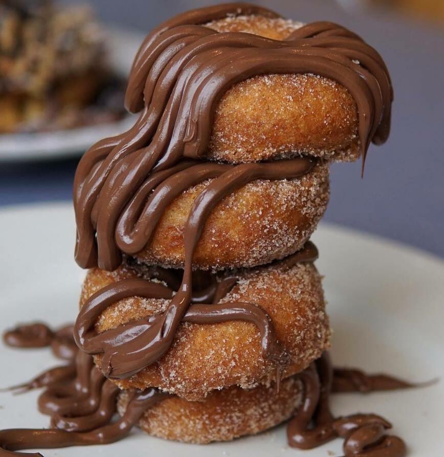 Huge craving for some doughnuts right now 🙄🍩