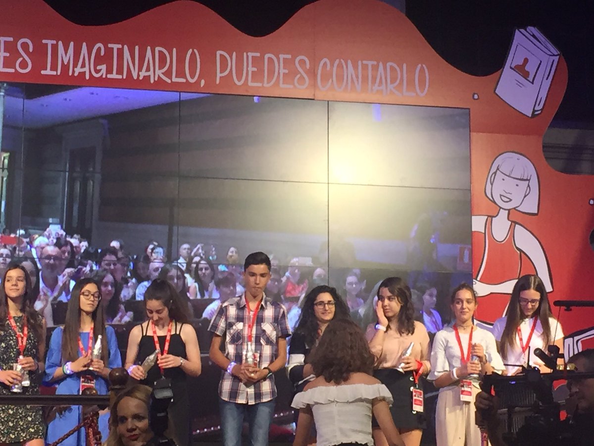 lauraloji's tweet photo. @escolamdcprat #jovenestalentoscocacola La Raquel ja te el premi autònomic de Catalunya https://t.co/XnUs4Y7zUw