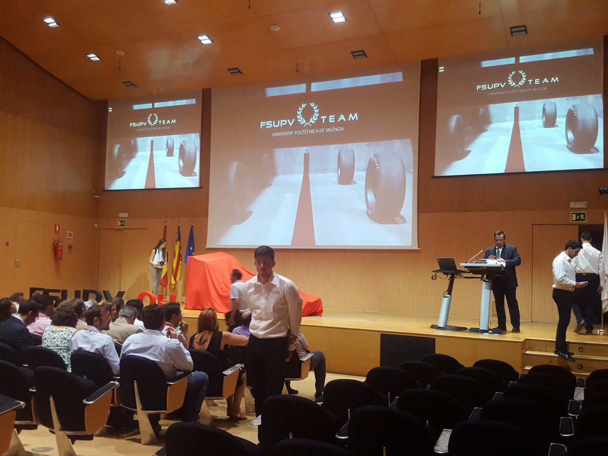KevinGR_23's tweet photo. Esto comienza! #FSUPV04 @FSUPVteam https://t.co/y99tuDzhHo