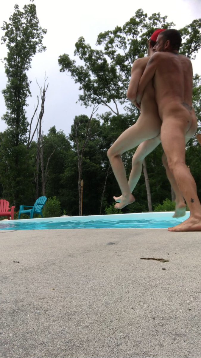 EthanKingDiary's tweet photo. I had to throw him in the pool to rinse him off when I was done with him. #tighthole #BBBH https://t.co/HyTKsaIu40