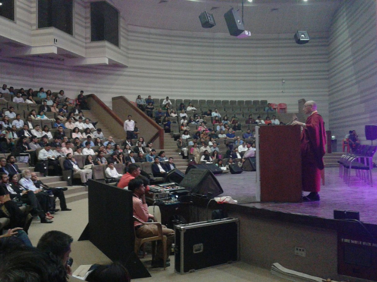 csoltiss's tweet photo. #TISSODConf17 #BIY2017
Being compassionate is not a favour to the other, it is a gift to the self. 
~Prof Geshe https://t.co/J6RypWKQl6