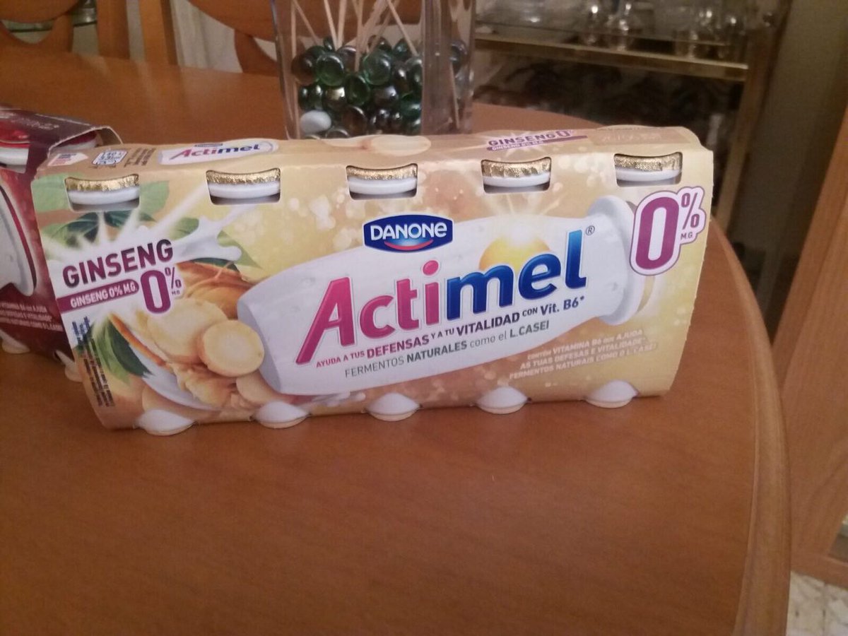 LauraRodCub's tweet photo. Por fin llegaron a casa!! A disfrutar el fin de semana de ellos toda la familia! nuevos sabores ACTIMEL #actimelcombinaciónúnica https://t.co/C71QCELQH7
