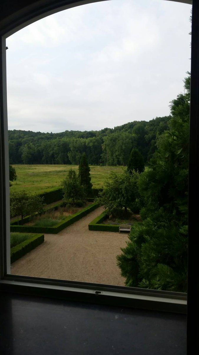 Dat is mooi wakker worden <a href="/Sint_Gerlach/">Château St. Gerlach</a> #famtrip <a href="/COostwegel/">Camille Oostwegel sr</a>