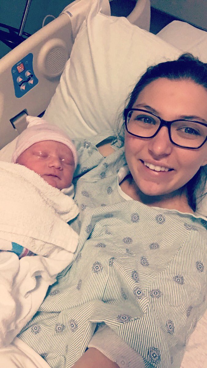 TheMamaBabb's tweet photo. Jaidyn Shane Babb born on 6/22/17 at 8:15pm weighing in at 7lbs 2oz &amp; 20 1/4 inches long 💙 https://t.co/mOzzfzm0AP