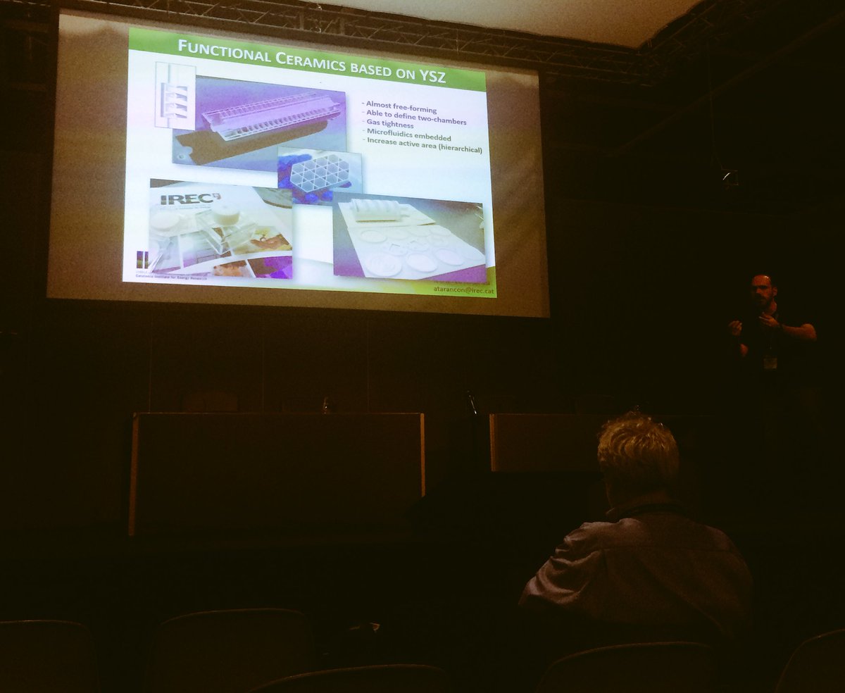 cell3ditor's tweet photo. @cell3ditor project presented by @alberttarancon from @IREC_Energia at the #solidstateionics #ssi17 https://t.co/eKcwqKSYlD