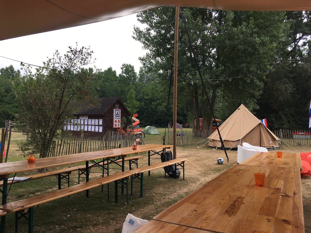 Na een vitaal sportontbijt zijn onze 🇳🇱 sporters weer gevlogen! Succes toppers 💪🏻#ecsg2017 #bedrijfssport