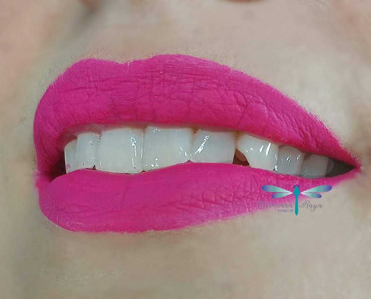 Xiomara_Raya's tweet photo. Es de los Sweet Cream Matte de @jordana El 03 Rasperry Tart.
en @pprimor  
#jordana #sweetcreammattejordana #rasperrytart #labialesliquidos https://t.co/PhGZvWm85U