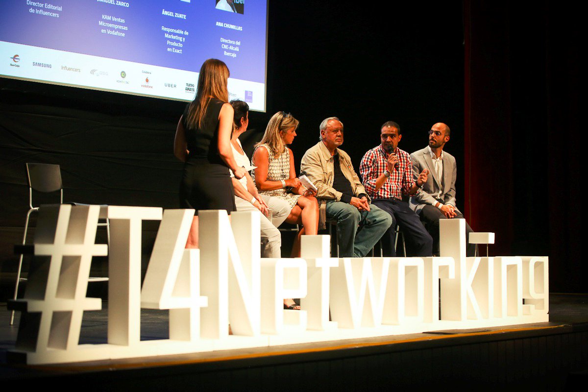 t4networking's tweet photo. Si estuviste el miércoles en #T4Networking, ya puedes ver las fotos del evento en 👉 https://t.co/e2M4QnZVIu https://t.co/GBXuiSfy3G
