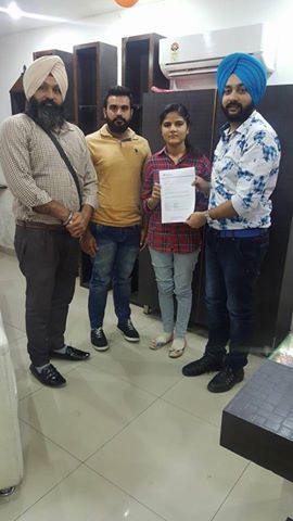 SmartStudy3's tweet image. #Smart_Study rocked again
#Maninderjeet_Kaur got #Australian_Study_Visa with 2 yrs of gap
#Smart_Study_Team wishes her for future endeavors