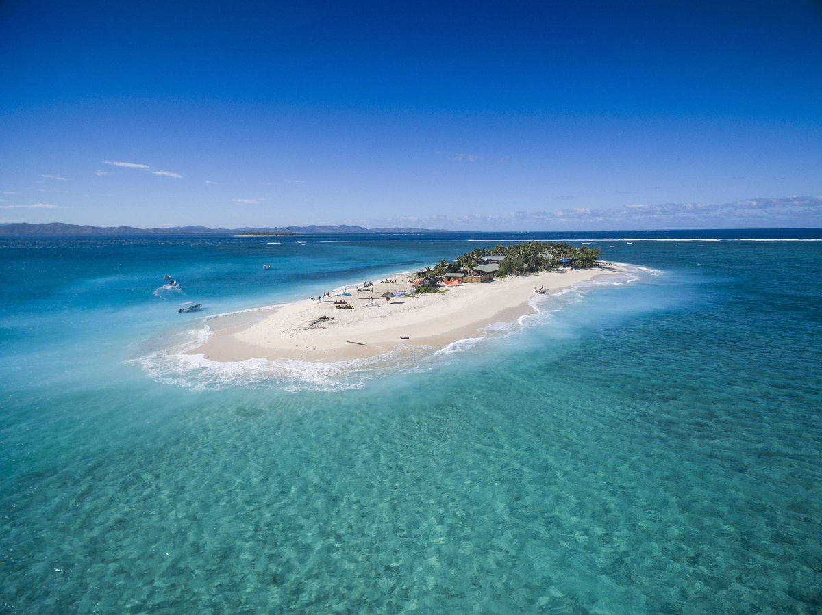 Just one week until <a href="/Benny_Wilson/">Ben Wilson</a>'s first @Namotu_Island Kite Week of the year. #namotu #bwkiteweek #fiji