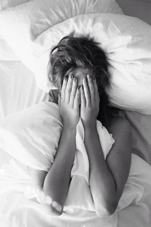 centrodax's tweet photo. ¿La mejor #posición para evitar dolores de espalda mientras #dormimos? Boca arriba, y la peor boca abajo.🛌

➡️ https://t.co/CAg6nOjAmd https://t.co/tTMZKoOMPc