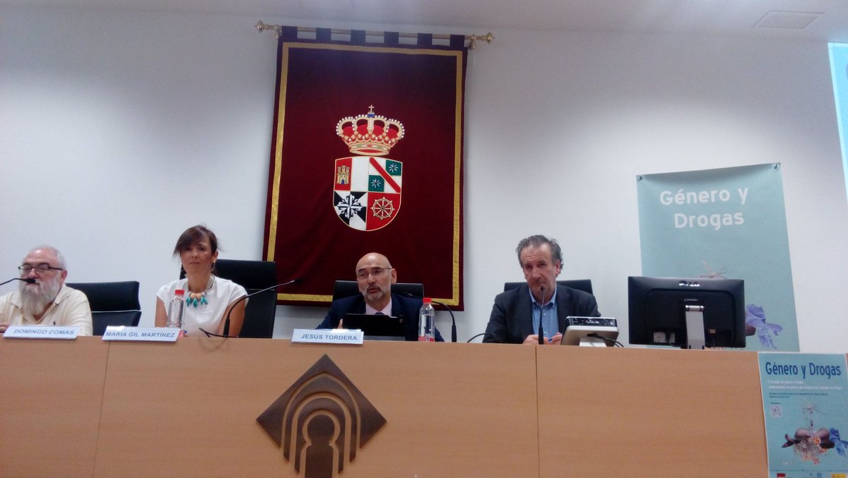 AteneaCLM's tweet photo. Inauguramos las II JORNADAS DE GENERO Y DROGAS con Jesús Tordera, María Gil y Domingo Comas #Drogas #Albacete #genero #generoydrogasalbacete https://t.co/CYWRzH0Crm
