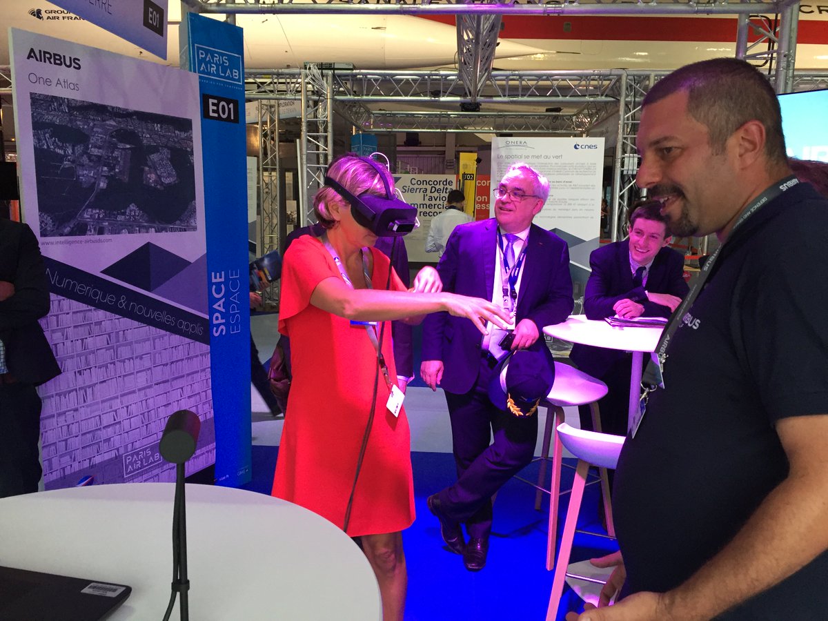 AirbusSpace's tweet photo. At #ParisAirLab, big success of PixelFactory Neo demos with #Oculus, the next gen software for #EarthObservation 3D data production #PAS17 https://t.co/kLUYjx0vaC