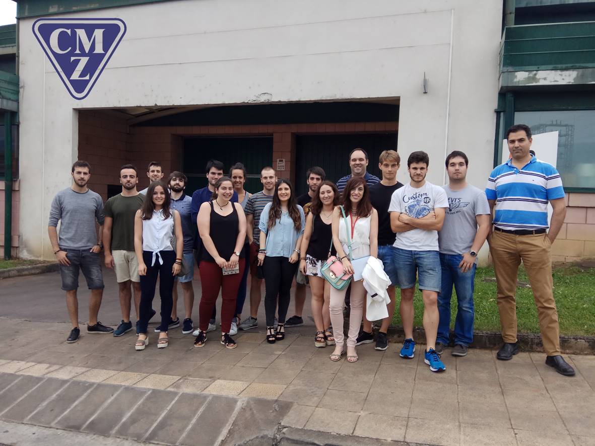 imhcampus's tweet photo. Alumn@s de 3º #IngenieríaDual visitan #CMZ fabricantes de #tornoscnc y conocen la aplicación de lo aprendido en la asignatura Organización https://t.co/dQrMzW3zJe